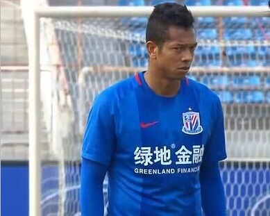 最终巴黎圣日耳曼客场1-1战平里尔，巴黎联赛8连胜遭终结。